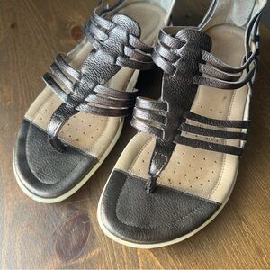 Ecco Metallic Sandals with Multi-Strap Design